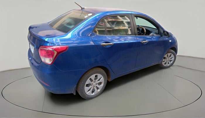 2015 Hyundai Xcent BASE 1.2, Petrol, Manual, 1,03,268 km, exterior