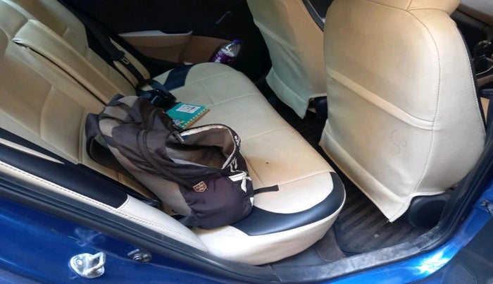 2015 Hyundai Xcent BASE 1.2, Petrol, Manual, 1,03,268 km, interior