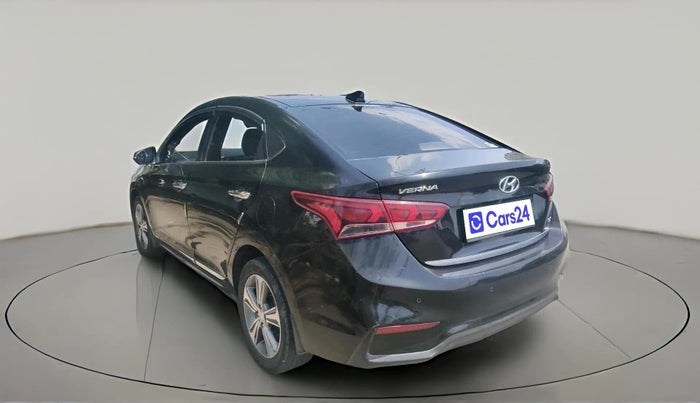 2018 Hyundai Verna 1.6 SX (O) CRDI MT, Diesel, Manual, 1,22,849 km, exterior