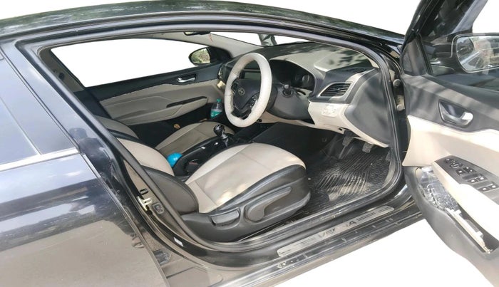 2018 Hyundai Verna 1.6 SX (O) CRDI MT, Diesel, Manual, 1,22,849 km, interior