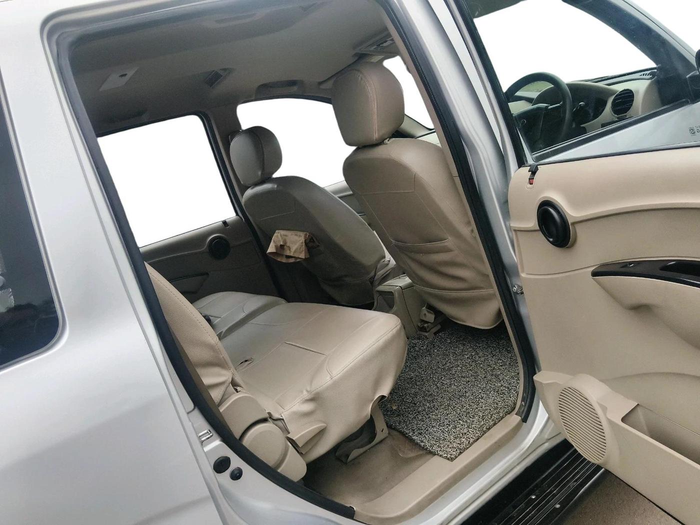 2018 Mahindra Xylo H4 BS IV, Diesel, Manual, 94,692 km, interior