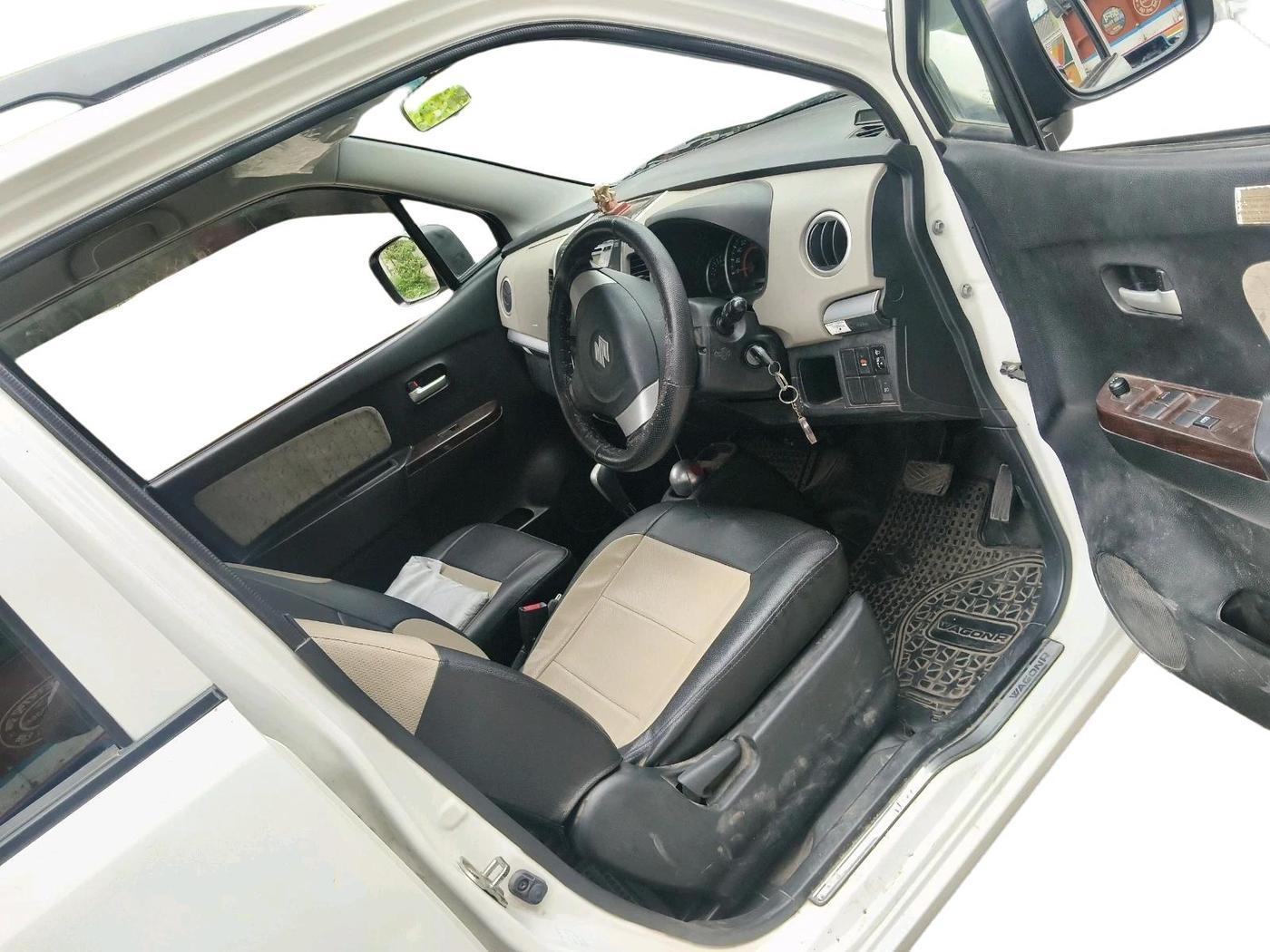 2016 Maruti Wagon R 1.0 VXI AMT, Petrol, Automatic, 14,592 km, interior
