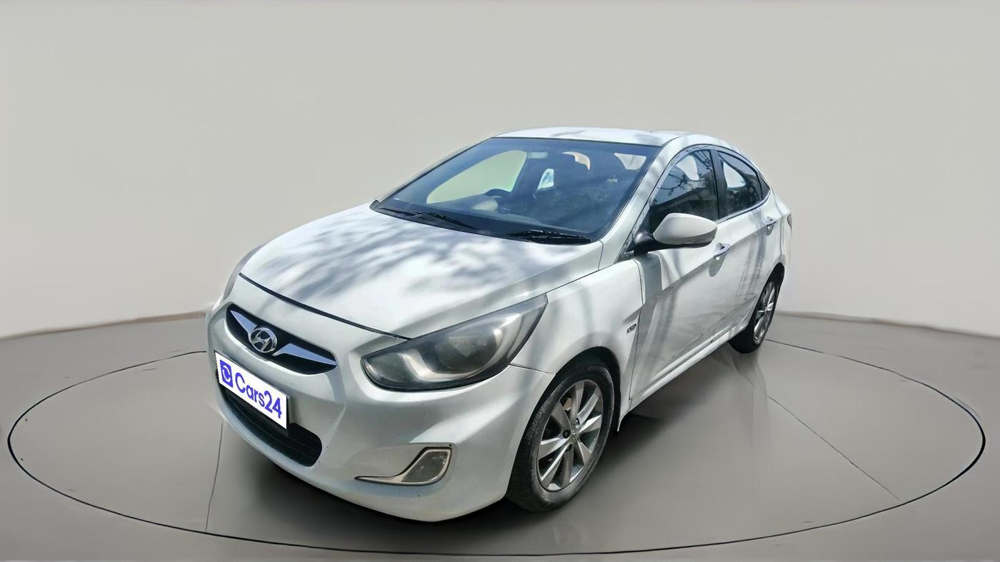 2012 Hyundai Verna FLUIDIC 1.6 CRDI SX AT, Diesel, Automatic, 82,282 km, exterior