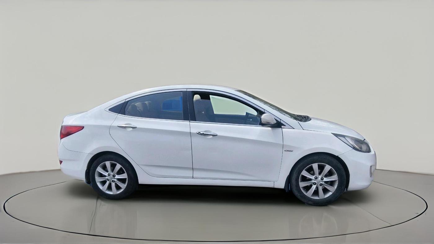 2012 Hyundai Verna FLUIDIC 1.6 CRDI SX AT, Diesel, Automatic, 82,282 km, exterior