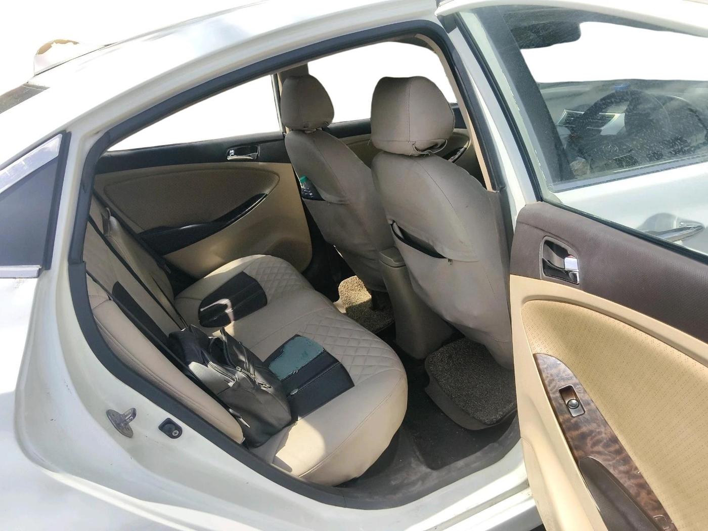2012 Hyundai Verna FLUIDIC 1.6 CRDI SX AT, Diesel, Automatic, 82,282 km, interior