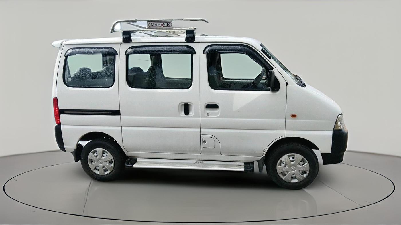 2025 Maruti Eeco 6 Str STD, Petrol, Manual, 1,728 km, exterior