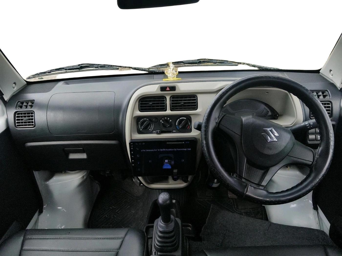 2025 Maruti Eeco 6 Str STD, Petrol, Manual, 1,728 km, interior
