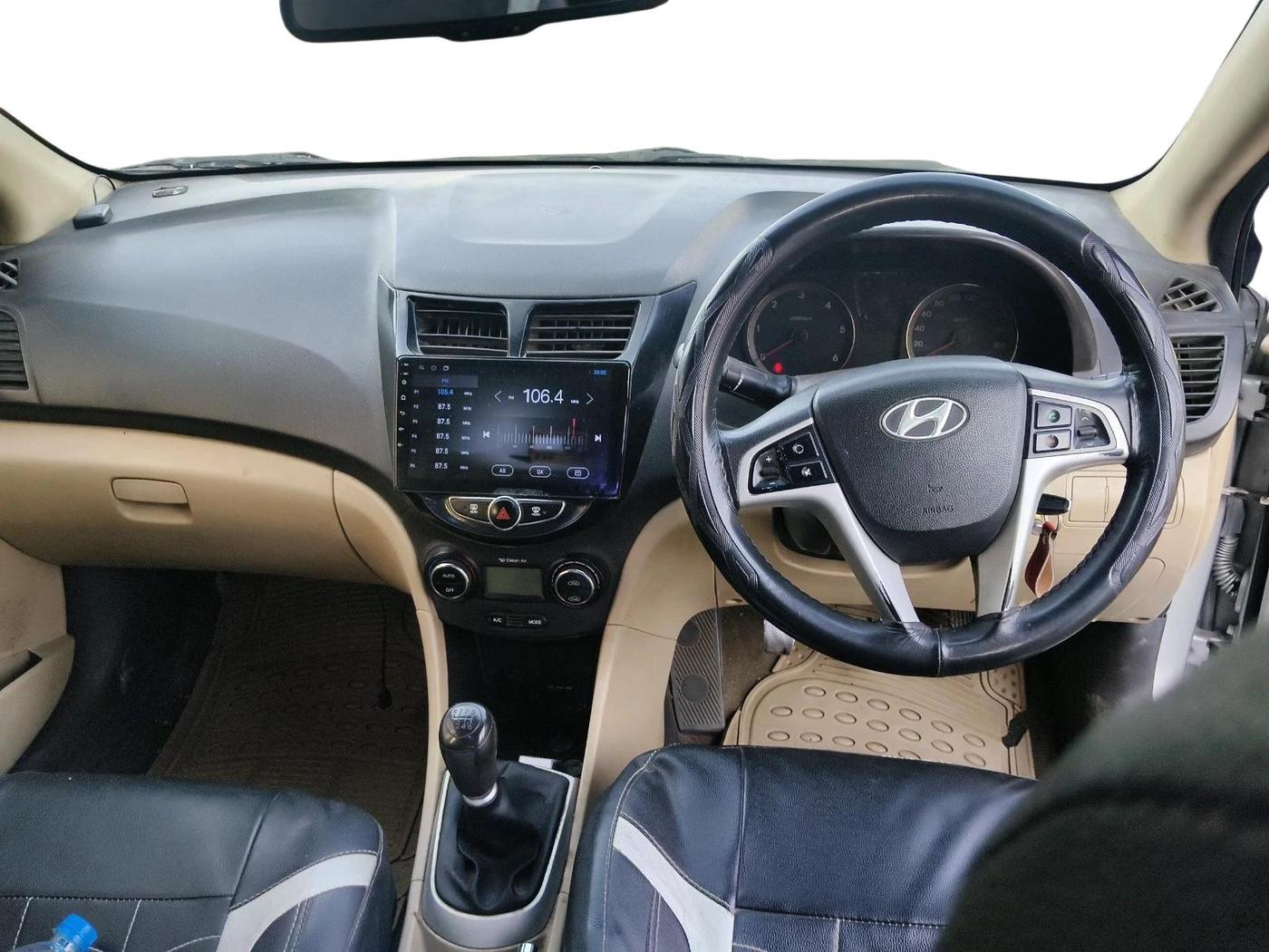 2012 Hyundai Verna FLUIDIC 1.4 CRDI EX, Diesel, Manual, 1,32,569 km, interior