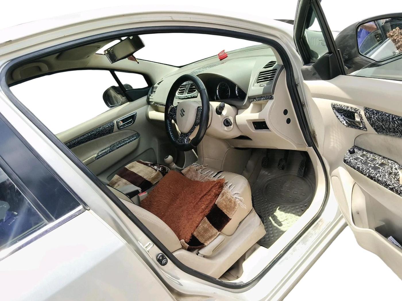 2015 Maruti Ertiga VDI, Diesel, Manual, 2,13,580 km, interior