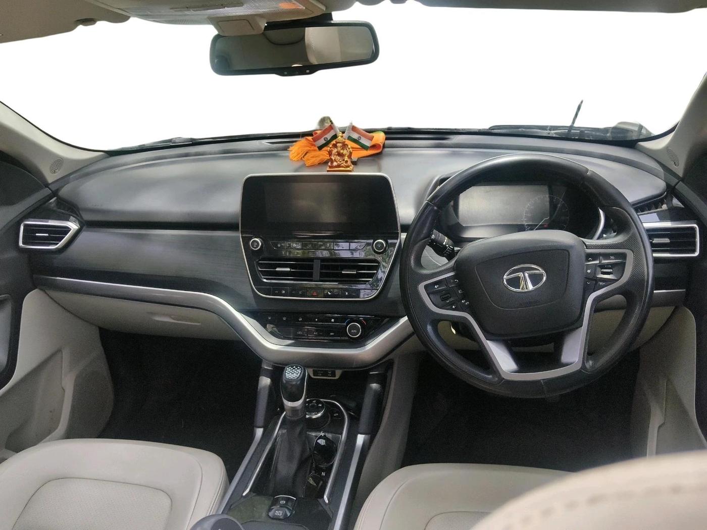 2021 Tata Safari XZA PLUS, Diesel, Automatic, 1,32,858 km, interior