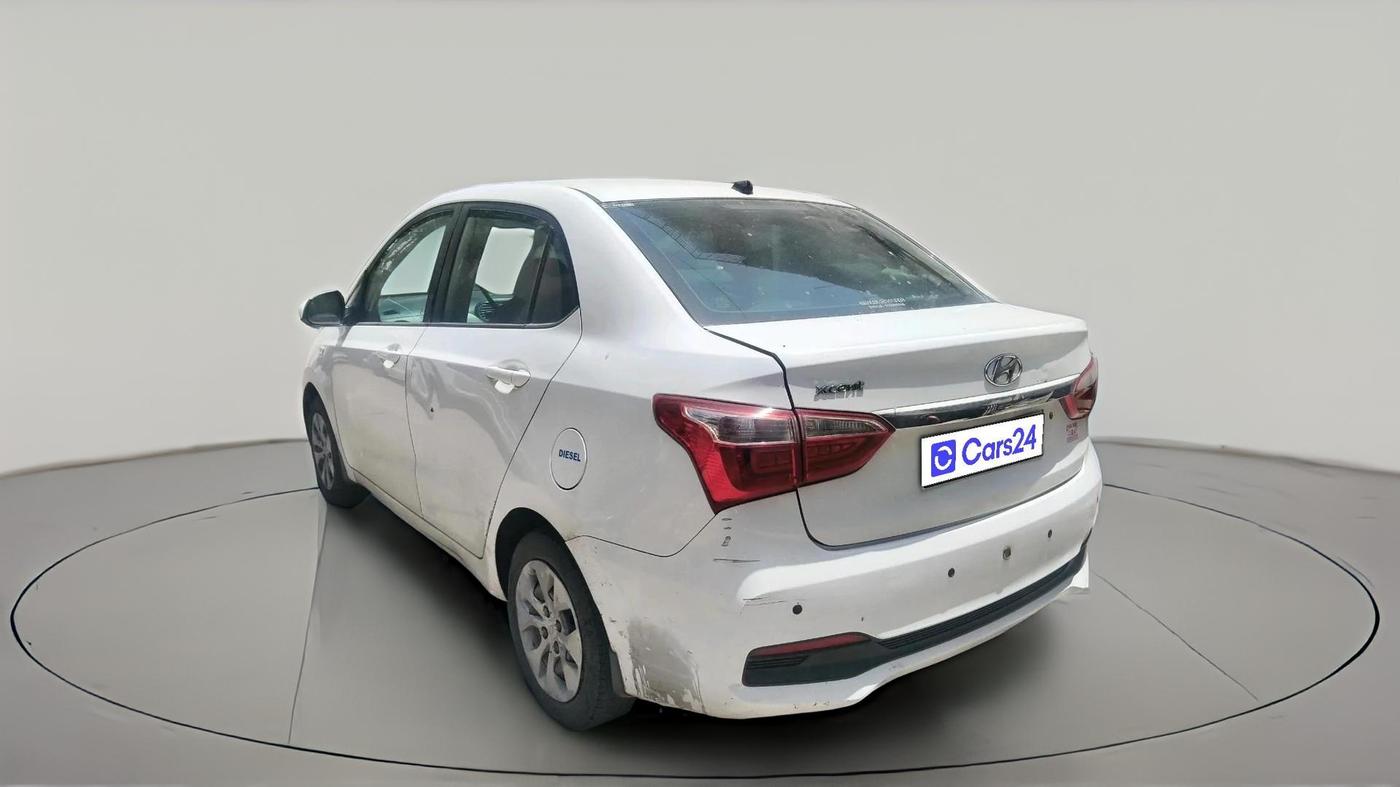 2017 Hyundai Xcent E+ 1.2 CRDI, Diesel, Manual, 1,71,533 km, exterior