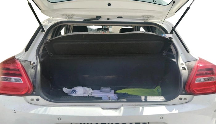 2021 Maruti Swift VXI, Petrol, Manual, 1,21,582 km, exterior