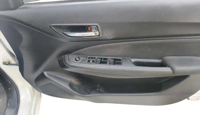 2021 Maruti Swift VXI, Petrol, Manual, 1,21,582 km, interior