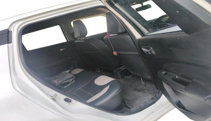 2021 Maruti Swift VXI, Petrol, Manual, 1,21,582 km, interior