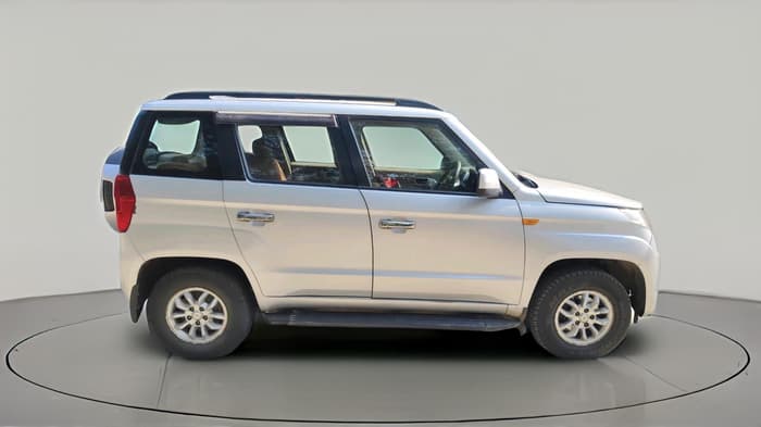 2016 Mahindra TUV300 T8, Diesel, Manual, 1,60,702 km, exterior