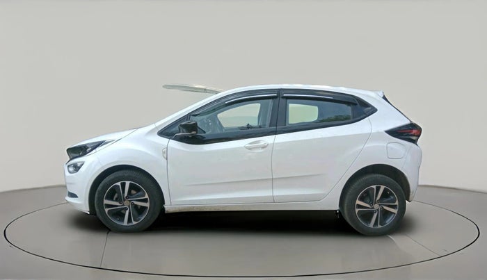 2022 Tata ALTROZ XZ DIESEL, Diesel, Manual, 1,66,244 km, exterior