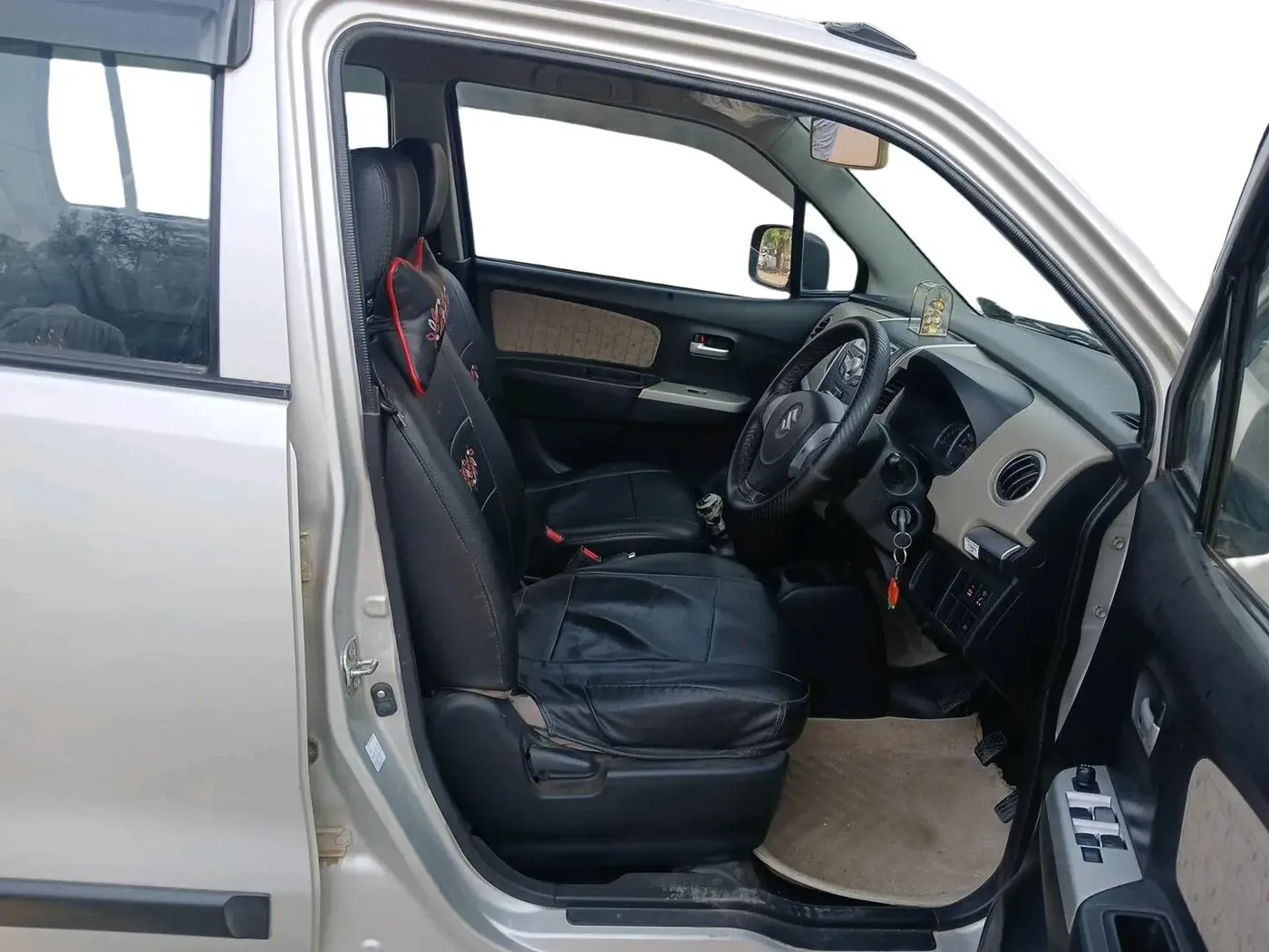 2014 Maruti Wagon R 1.0 VXI, Petrol, Manual, 84,483 km, interior