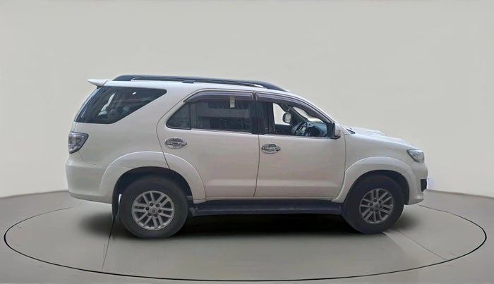 2013 Toyota Fortuner 3.0 4X2 AT, Diesel, Automatic, 3,38,528 km, exterior
