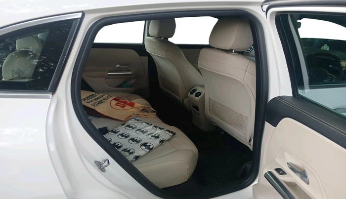 2021 Mercedes Benz GLA Class 220d, Diesel, Automatic, 70,123 km, interior