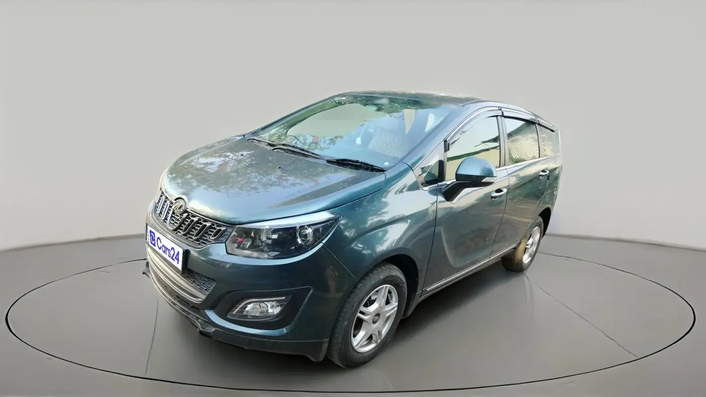 2018 Mahindra MARAZZO M6 8 STR, Diesel, Manual, 46,670 km, exterior