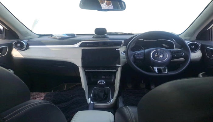 2024 MG ASTOR  Sharp Pro 1.5 MT (Ivory), Petrol, Manual, 17,669 km, interior