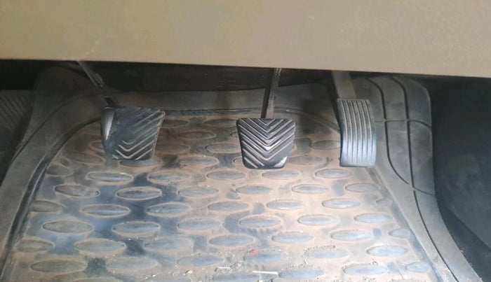 2012 Hyundai Verna FLUIDIC 1.6 CRDI SX, Diesel, Manual, 1,15,210 km, interior