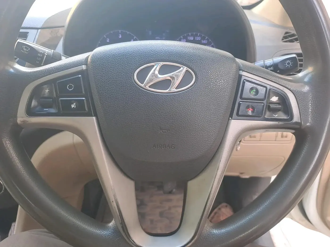 2012 Hyundai Verna FLUIDIC 1.6 CRDI SX, Diesel, Manual, 1,15,210 km, interior