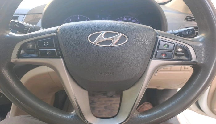 2012 Hyundai Verna FLUIDIC 1.6 CRDI SX, Diesel, Manual, 1,15,210 km, interior