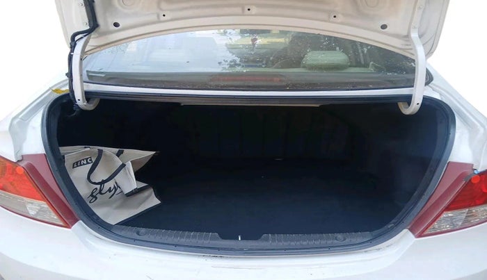 2014 Hyundai Verna FLUIDIC 1.6 VTVT SX AT, Petrol, Automatic, 53,791 km, exterior