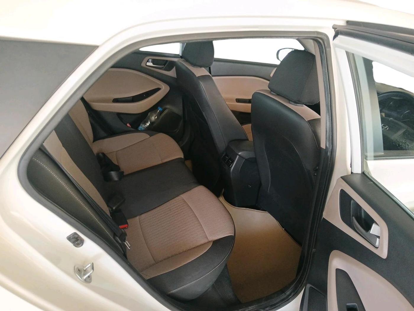 2014 Hyundai Elite i20 MAGNA 1.2, Petrol, Manual, 27,950 km, interior