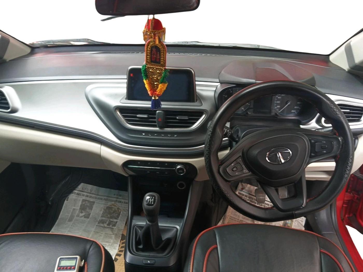 2021 Tata ALTROZ XT PETROL, Petrol, Manual, 52,430 km, interior