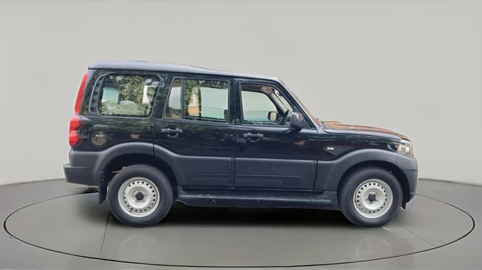 2023 Mahindra SCORPIO CLASSIC S 7STR, Diesel, Manual, 11,345 km, exterior