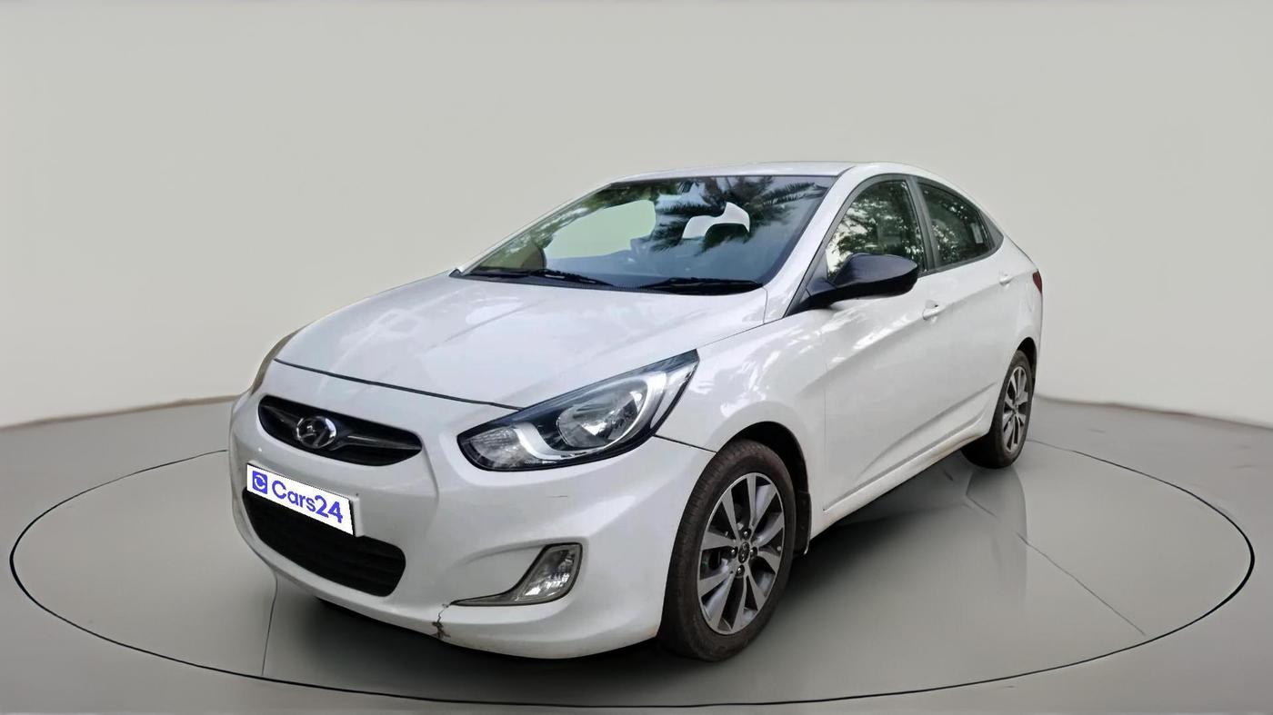 2014 Hyundai Verna FLUIDIC 1.6 CRDI SX, Diesel, Manual, 92,302 km, exterior