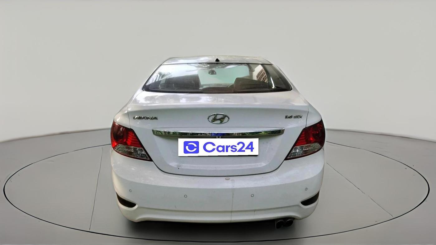 2014 Hyundai Verna FLUIDIC 1.6 CRDI SX, Diesel, Manual, 92,302 km, exterior