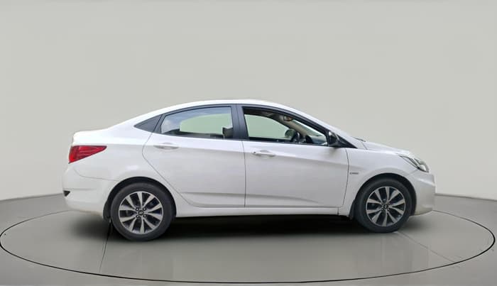 2014 Hyundai Verna FLUIDIC 1.6 CRDI SX, Diesel, Manual, 92,302 km, exterior