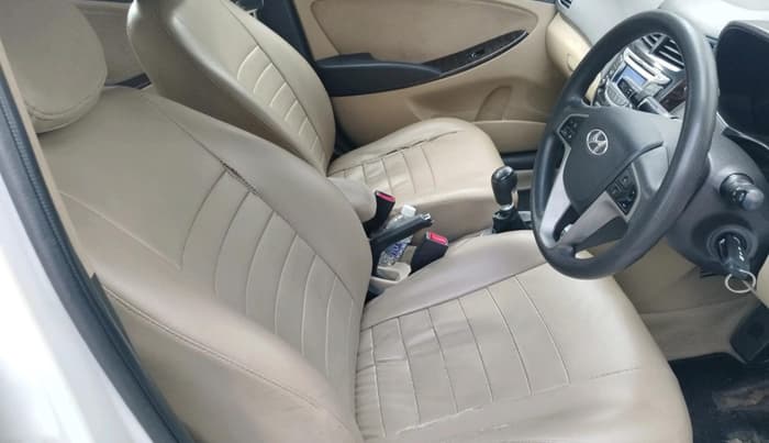 2014 Hyundai Verna FLUIDIC 1.6 CRDI SX, Diesel, Manual, 92,302 km, interior