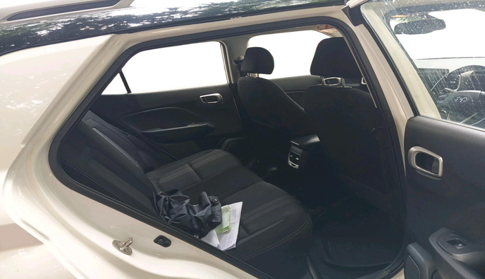 2019 Hyundai VENUE SX PLUS 1.0 TURBO DCT, Petrol, Automatic, 65,380 km, interior