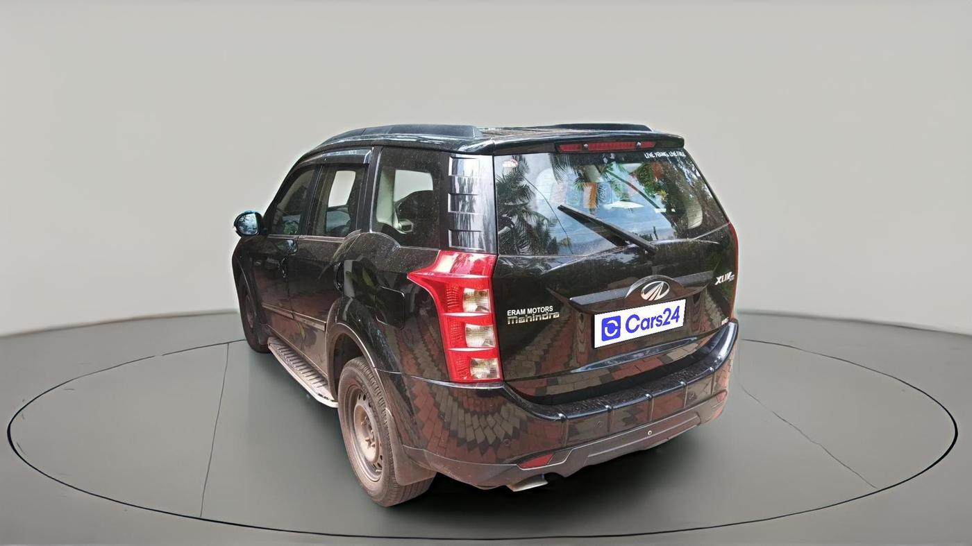 2016 Mahindra XUV500 W6, Diesel, Manual, 99,928 km, exterior