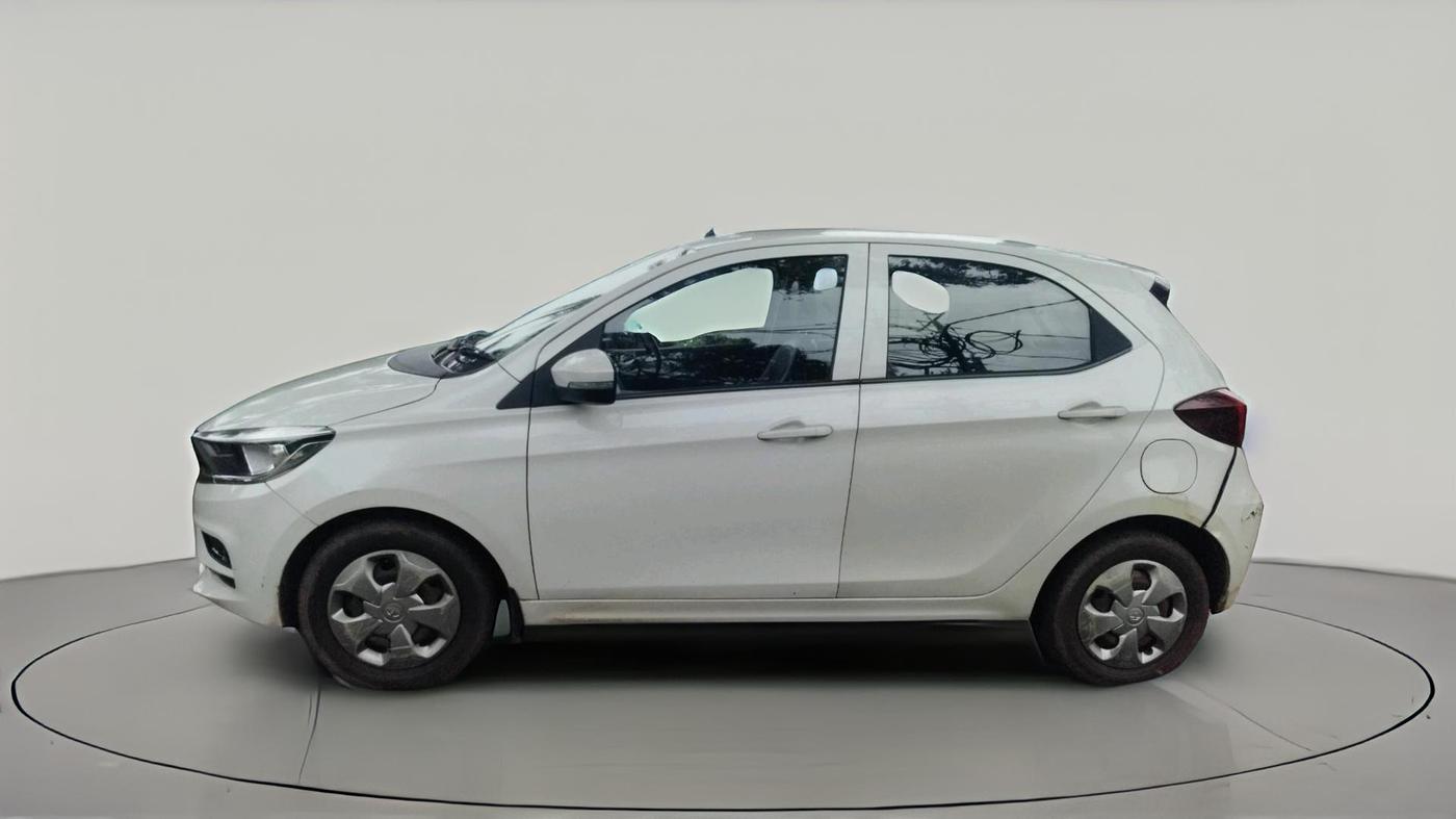 2020 Tata Tiago XT PETROL, Petrol, Manual, 99,713 km, exterior