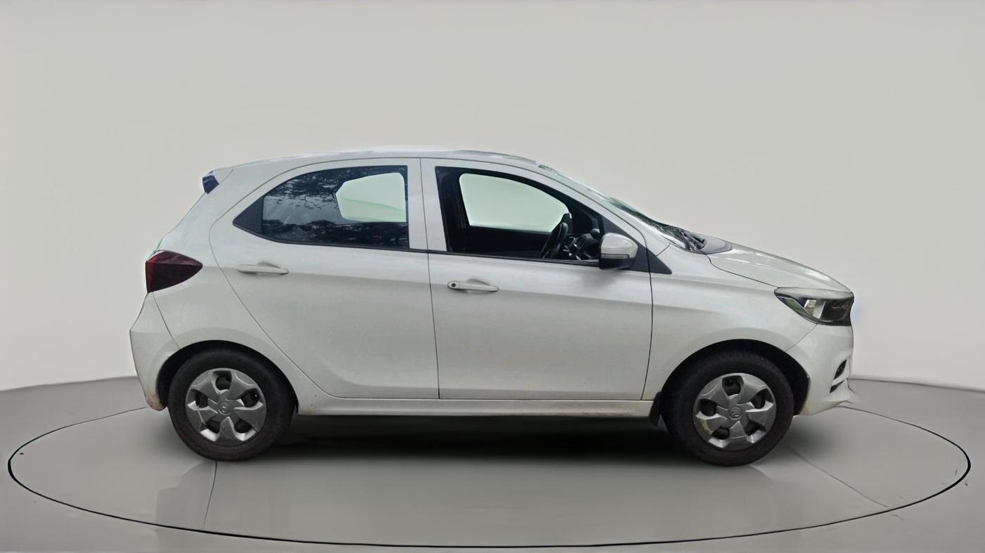 2020 Tata Tiago XT PETROL, Petrol, Manual, 99,713 km, exterior