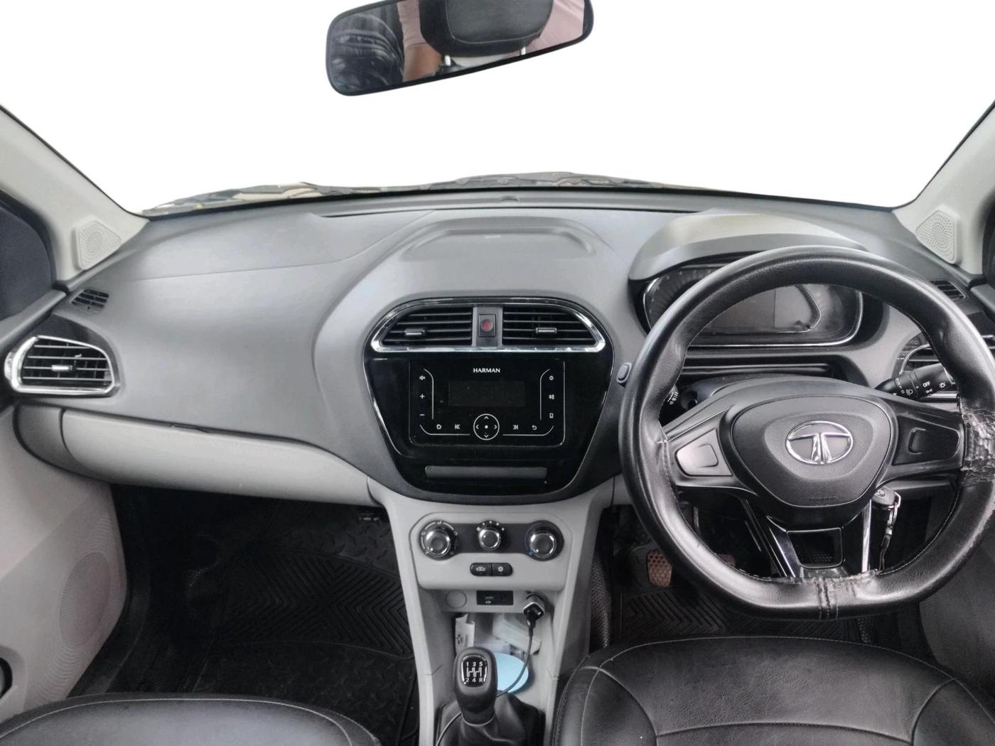 2020 Tata Tiago XT PETROL, Petrol, Manual, 99,713 km, interior