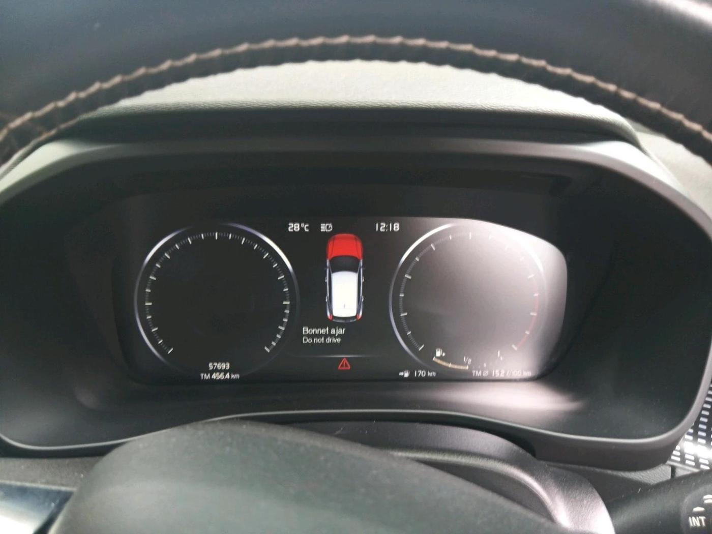 2019 Volvo XC 40 T4, Petrol, Automatic, 57,693 km, interior