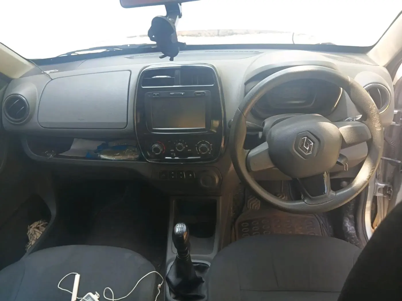 2015 Renault Kwid RXT 0.8, Petrol, Manual, 80,743 km, interior