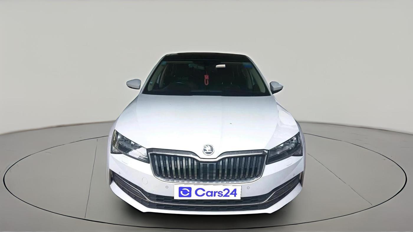 2020 Skoda Superb L&K 2.0 TSI AT, Petrol, Automatic, 72,689 km, exterior