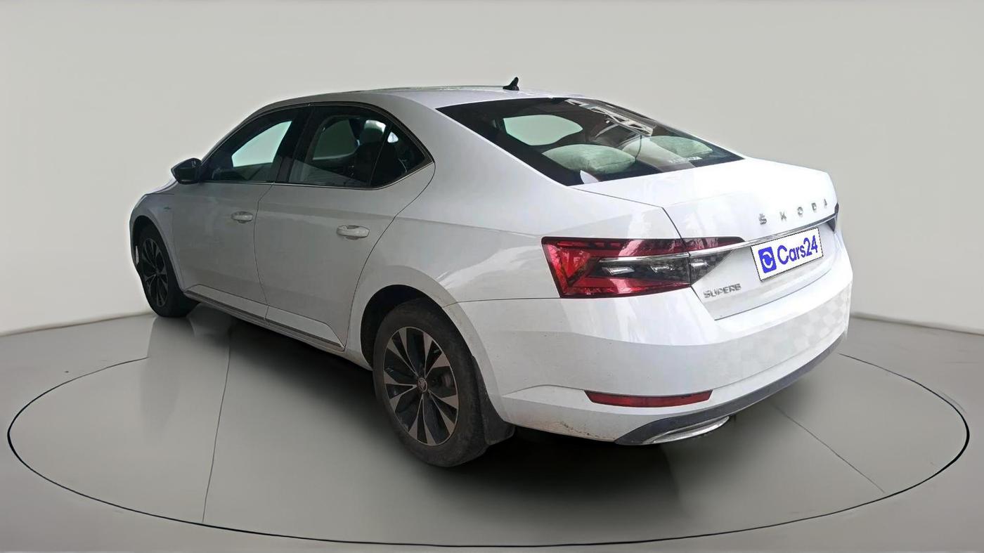 2020 Skoda Superb L&K 2.0 TSI AT, Petrol, Automatic, 72,689 km, exterior