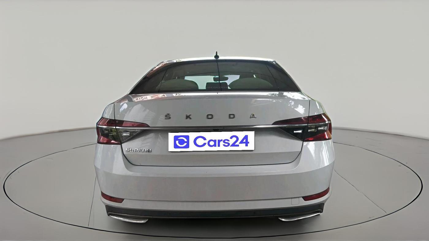 2020 Skoda Superb L&K 2.0 TSI AT, Petrol, Automatic, 72,689 km, exterior