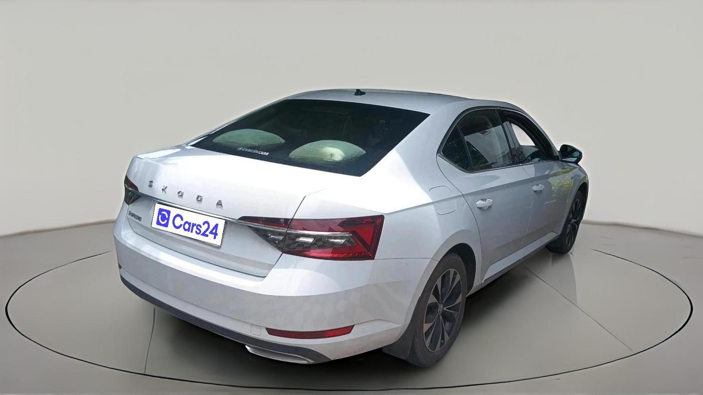 2020 Skoda Superb L&K 2.0 TSI AT, Petrol, Automatic, 72,689 km, exterior
