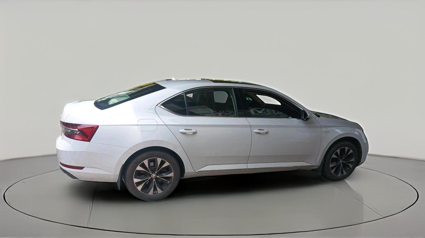 2020 Skoda Superb L&K 2.0 TSI AT, Petrol, Automatic, 72,689 km, exterior