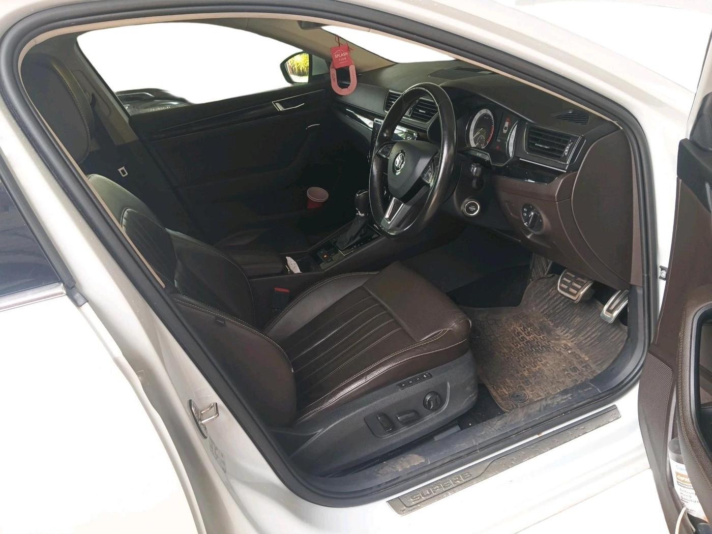 2020 Skoda Superb L&K 2.0 TSI AT, Petrol, Automatic, 72,689 km, interior