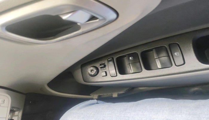 2020 Hyundai AURA SX 1.2 (O), Petrol, Manual, 58,428 km, interior